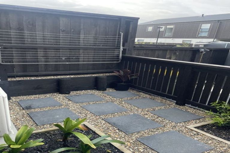 Photo of property in 65 Manarini Road, Westgate, Auckland, 0614