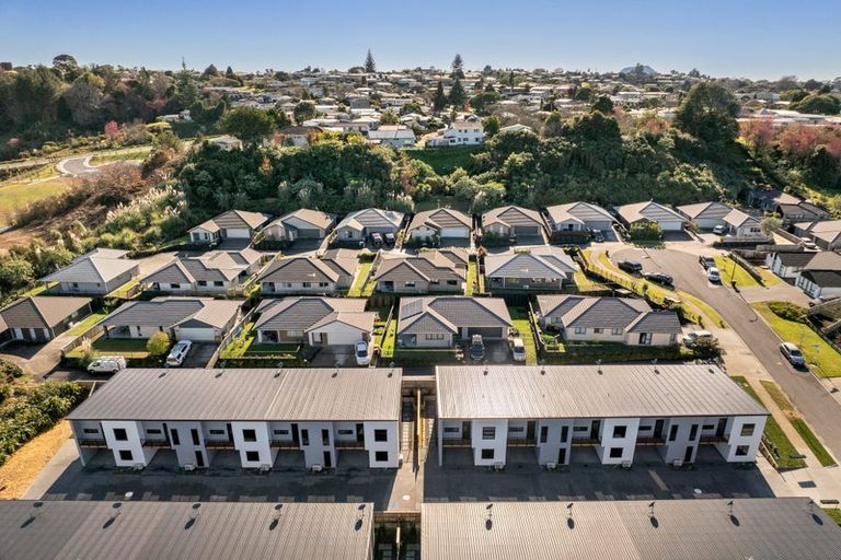 Photo of property in 4 Harapa Way, Brookfield, 3110