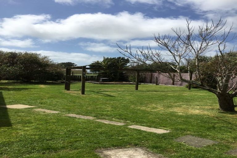 Photo of property in 72 Jellicoe Road, Ruawai, 0530