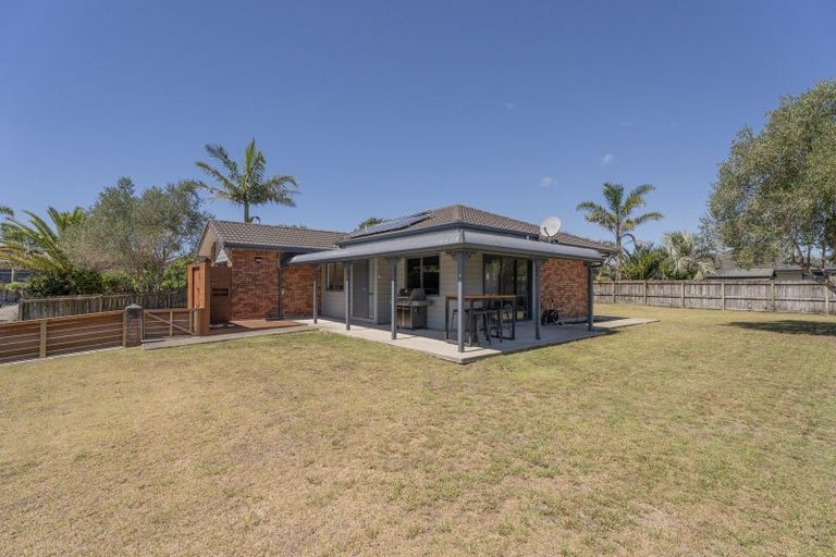 Photo of property in 11 Clipper Place, Whitianga, 3510