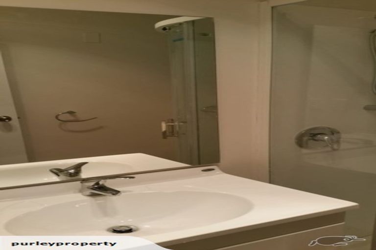 Photo of property in 13 Denvir Street, Strowan, Christchurch, 8052