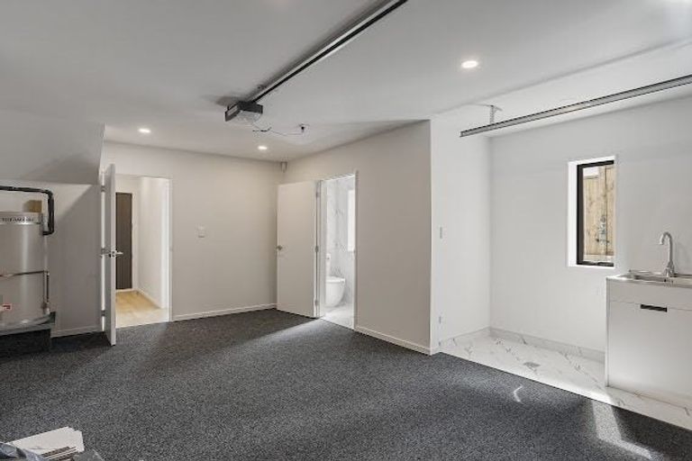 Photo of property in 1/191 Rathgar Road, Henderson, Auckland, 0610