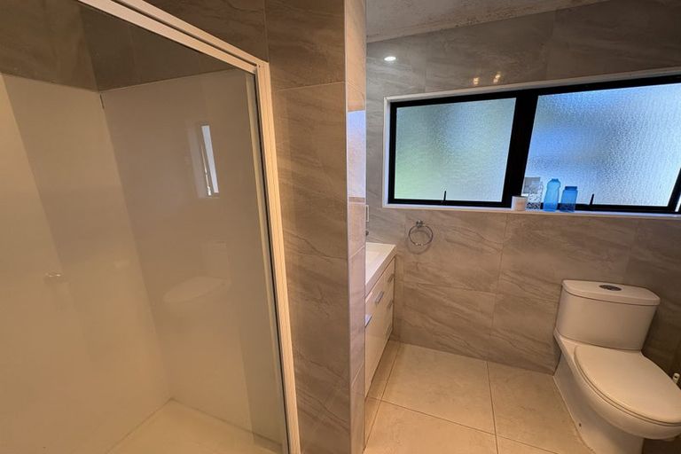 Photo of property in 12 Glendawn Place, Bayview, Auckland, 0629