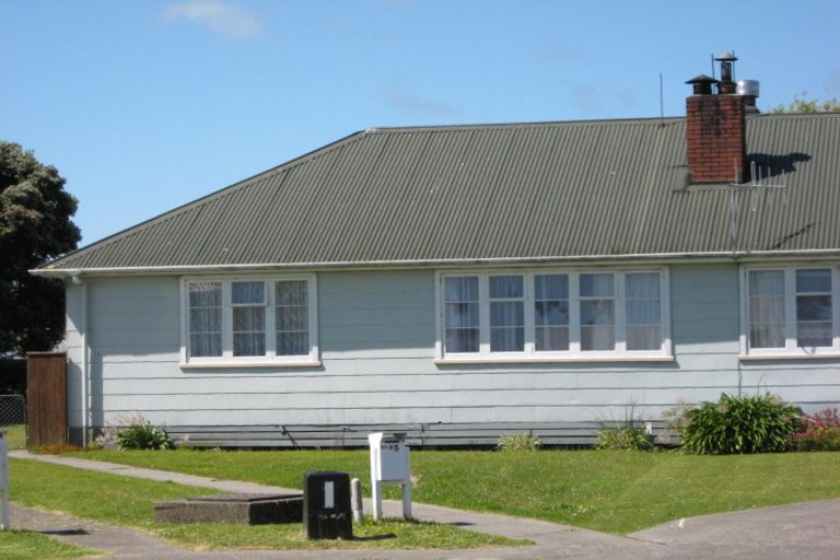 Photo of property in 15-17 Scanlon Place, Westport, 7825