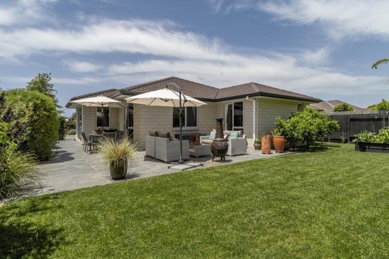 Photo of property in 15 Hansard Place, Bethlehem, Tauranga, 3110