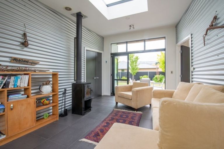 Photo of property in 100a Shields Street, Clyde, 9330