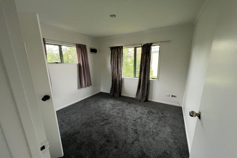 Photo of property in 3 Poinsettia Place, Henderson, Auckland, 0610