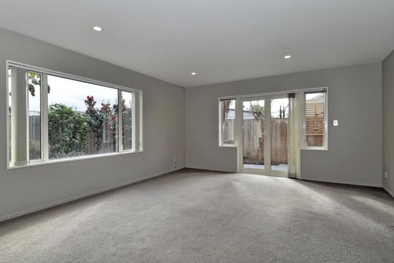 Photo of property in 21 Cadogan Street, Sydenham, Christchurch, 8023