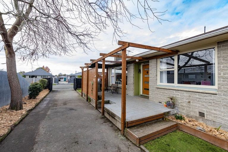 Photo of property in 21 Kinley Street, Rangiora, 7400