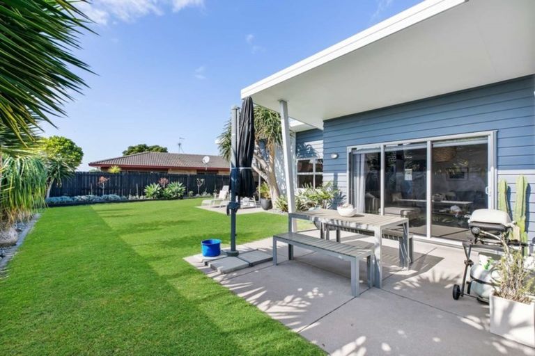 Photo of property in 29 Kahira Crescent, Papamoa Beach, Papamoa, 3118