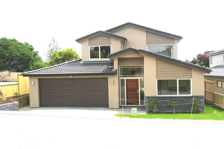 Photo of property in 41b Redoubt Road, Goodwood Heights, Auckland, 2105