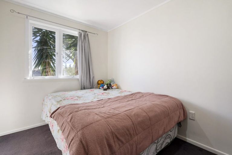 Photo of property in 2/1a Becroft Drive, Forrest Hill, Auckland, 0620