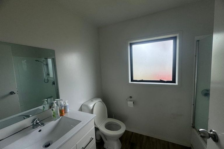 Photo of property in 20 Gambare Place, Wattle Downs, Auckland, 2103