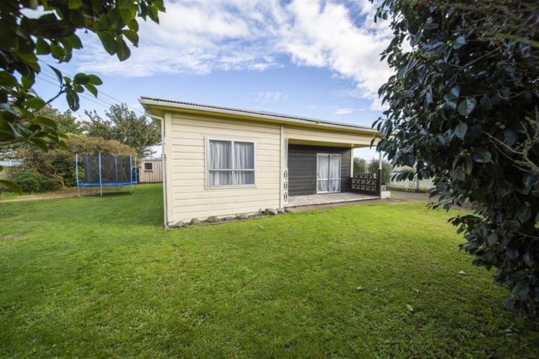 Photo of property in 371 Waihi Road, Normanby, Hawera, 4614