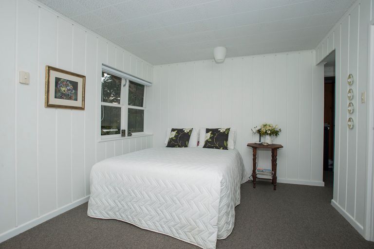 Photo of property in 16 Stanford Crescent, Whataupoko, Gisborne, 4010