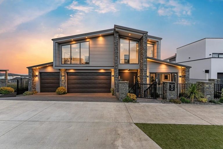 Photo of property in 13 Michael Richard Place, East Tamaki Heights, Auckland, 2016