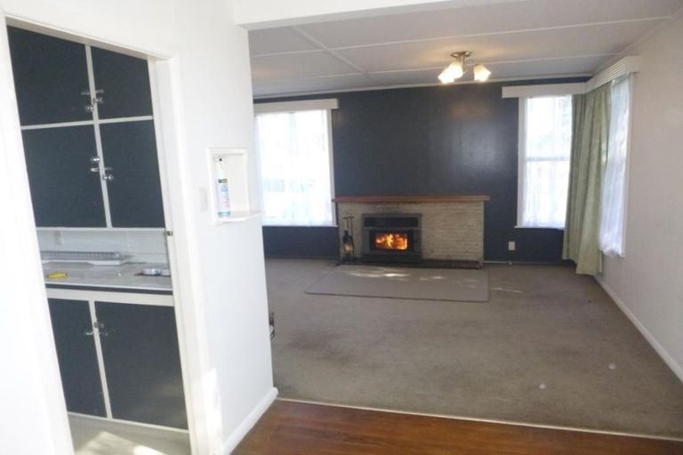 Photo of property in 33 Leicester Street, Cannons Creek, Porirua, 5024