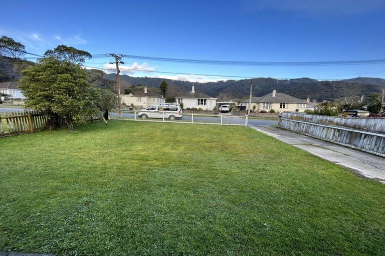 Photo of property in 37 Fleet Street, Naenae, Lower Hutt, 5011