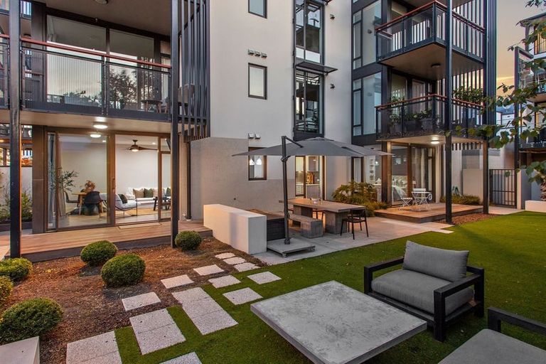 Photo of property in 1/50 Kilmore Street, Christchurch Central, Christchurch, 8013