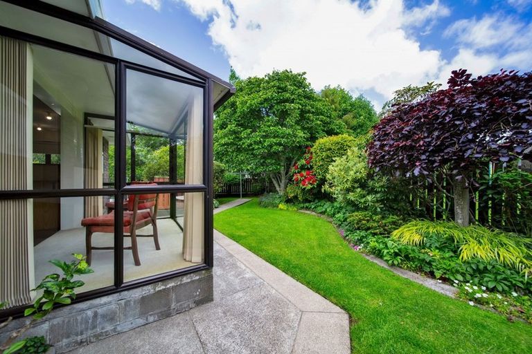 Photo of property in 5 Kamahi Place, Inglewood, 4330