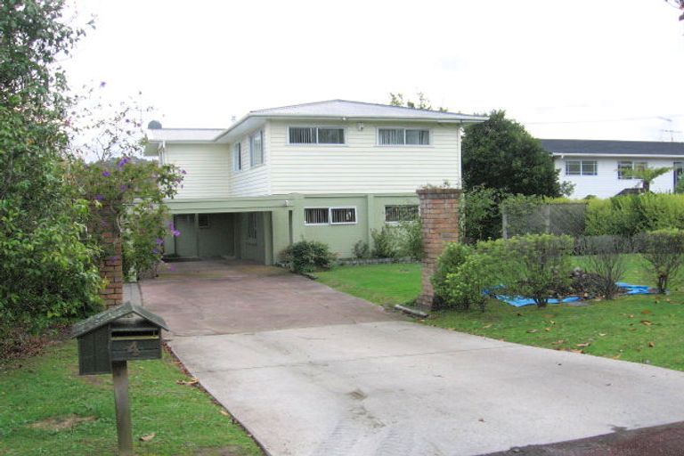Photo of property in 4 Oratau Place, Greenhithe, Auckland, 0632