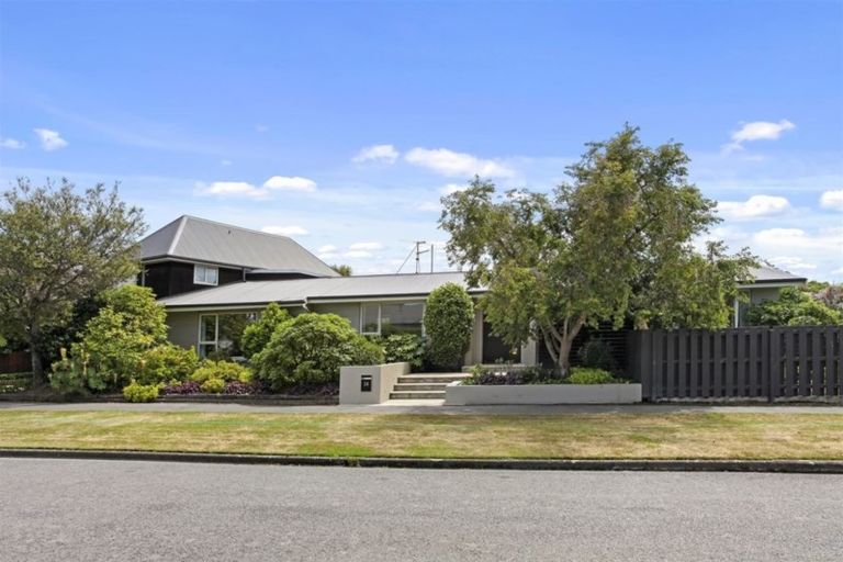 Photo of property in 34 Arlington Street, Burnside, Christchurch, 8053