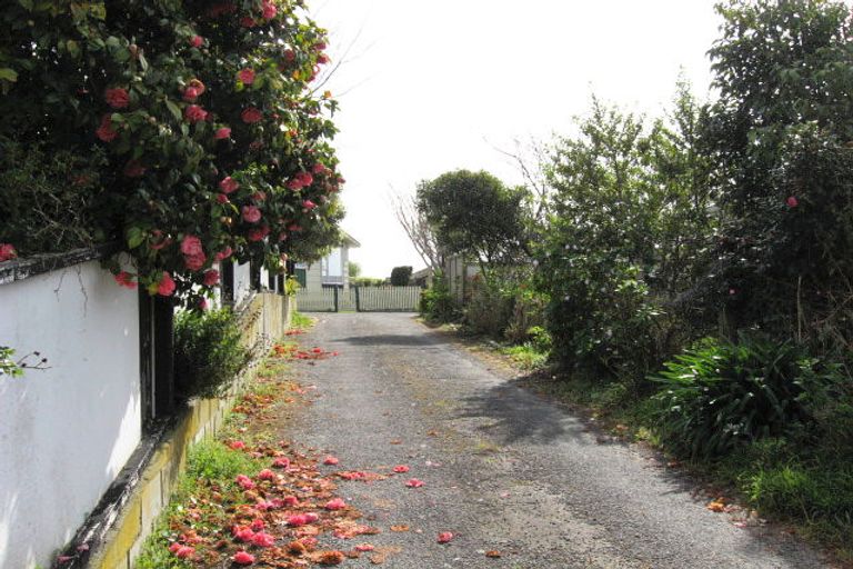 Photo of property in 67b Aorangi Road, Paraparaumu, 5032