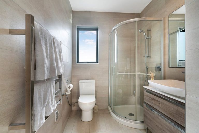 Photo of property in 133h Connell Street, Blockhouse Bay, Auckland, 0600