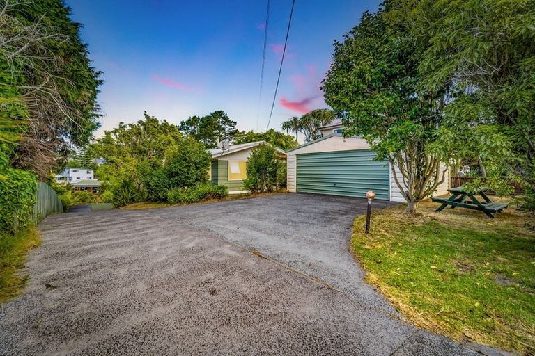 Photo of property in 14 Withers Road, Glen Eden, Auckland, 0602