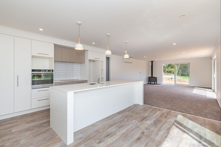 Photo of property in 27 Railway Terrace, Ohau, Levin, 5570