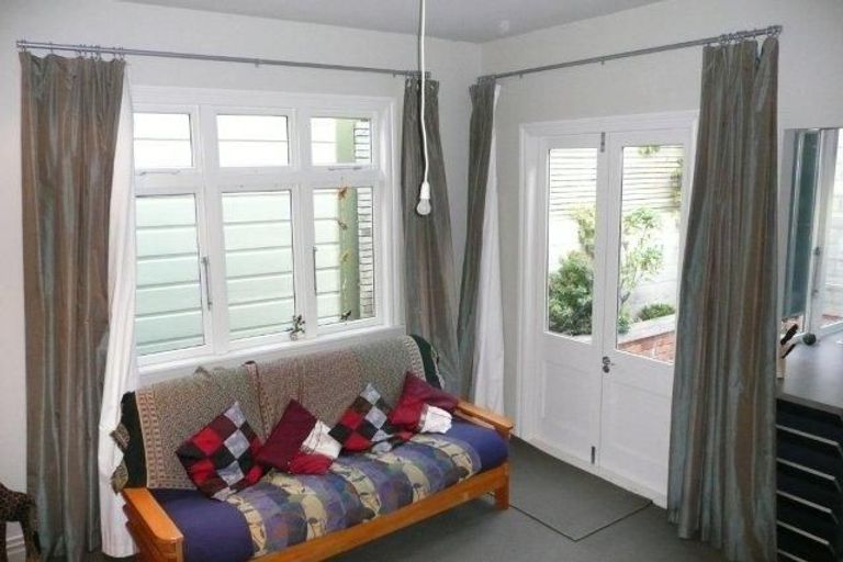 Photo of property in 13 Tainui Terrace, Mount Cook, Wellington, 6021