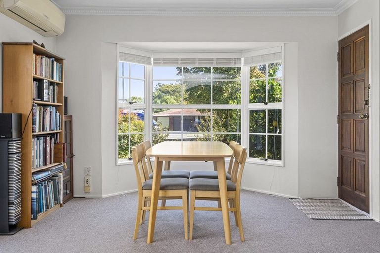 Photo of property in 82 Shakespeare Street, Leamington, Cambridge, 3432