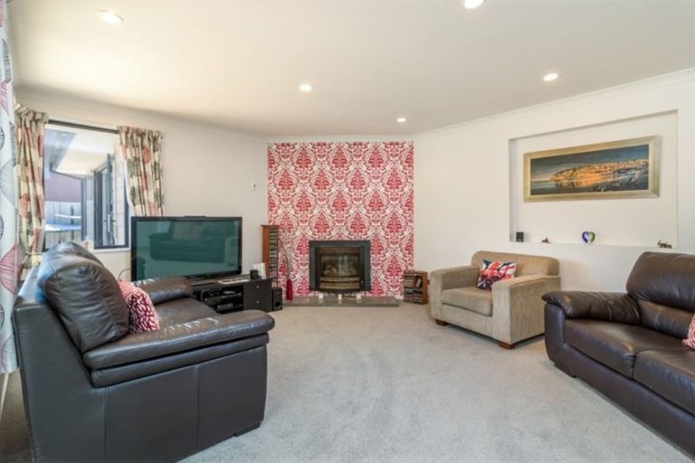 Photo of property in 103 Aston Drive, Waimairi Beach, Christchurch, 8083
