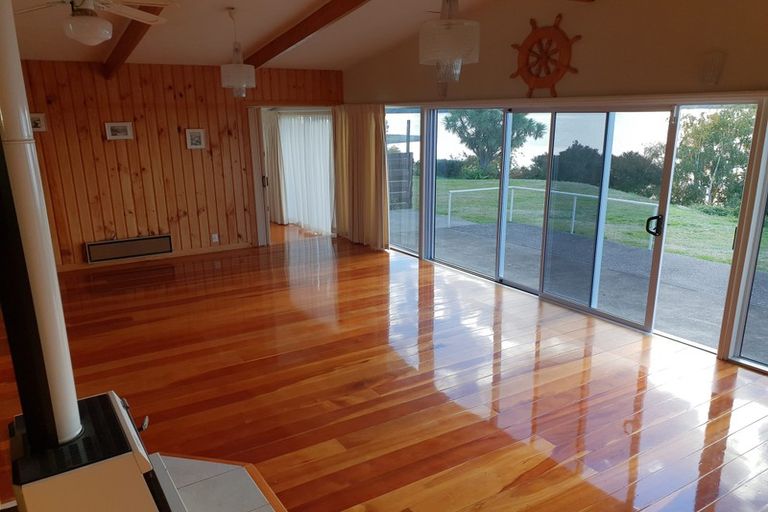 Photo of property in 67 Wharewaka Road, Wharewaka, Taupo, 3330