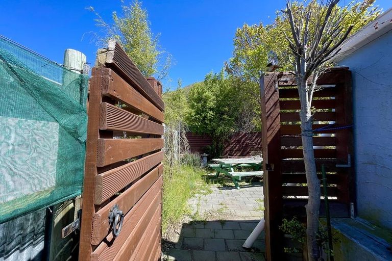 Photo of property in 77 Bledisloe Street, Kurow, 9435