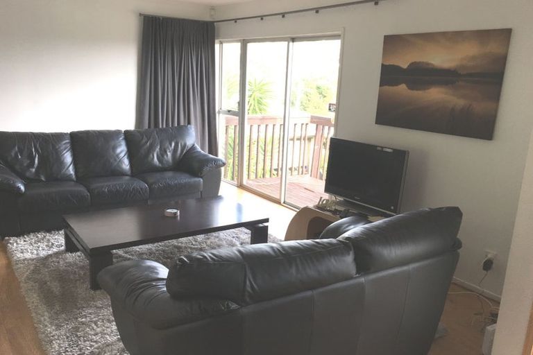 Photo of property in 33 Archers Road, Hillcrest, Auckland, 0629