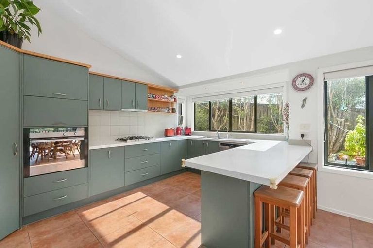 Photo of property in 80 Landing Drive, Albany, Auckland, 0632