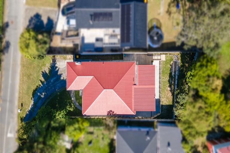 Photo of property in 64 Helston Road, Paparangi, Wellington, 6037