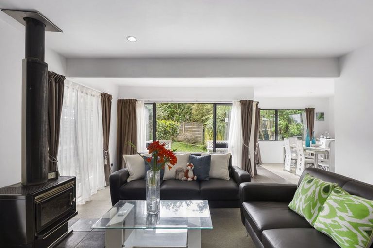 Photo of property in 99a Redoubt Road, Goodwood Heights, Auckland, 2105