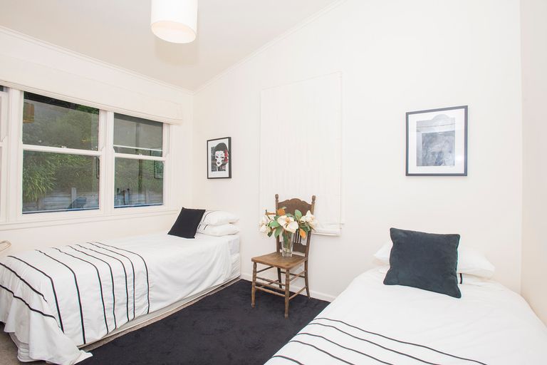 Photo of property in 16 Stanford Crescent, Whataupoko, Gisborne, 4010