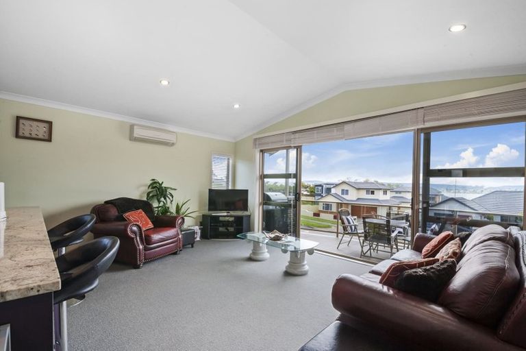 Photo of property in 3/15 Tremaine Avenue, Two Mile Bay, Taupo, 3330