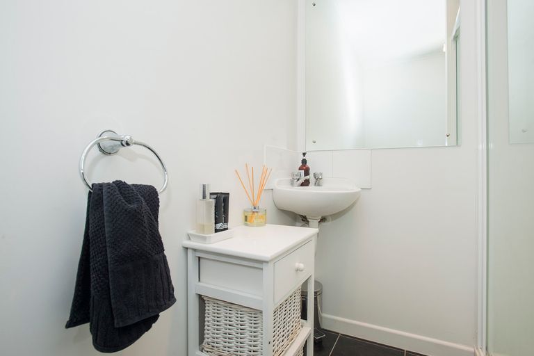 Photo of property in 16 Stanford Crescent, Whataupoko, Gisborne, 4010