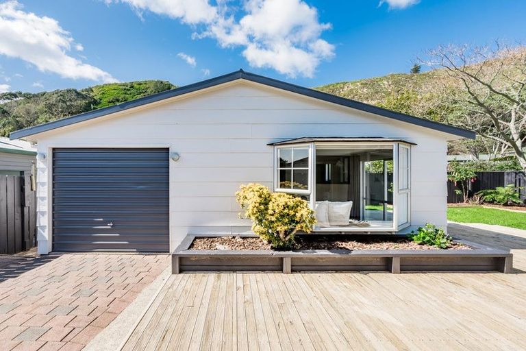 Photo of property in 87 Elizabeth Street, Waikanae, 5036