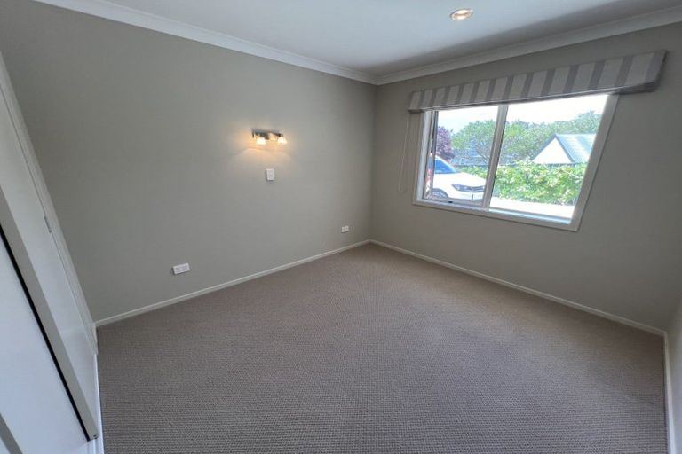 Photo of property in 10 Hokowhitu Court, Hokowhitu, Palmerston North, 4410