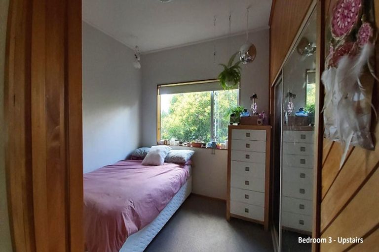 Photo of property in 84a Marine Parade, Mellons Bay, Auckland, 2014