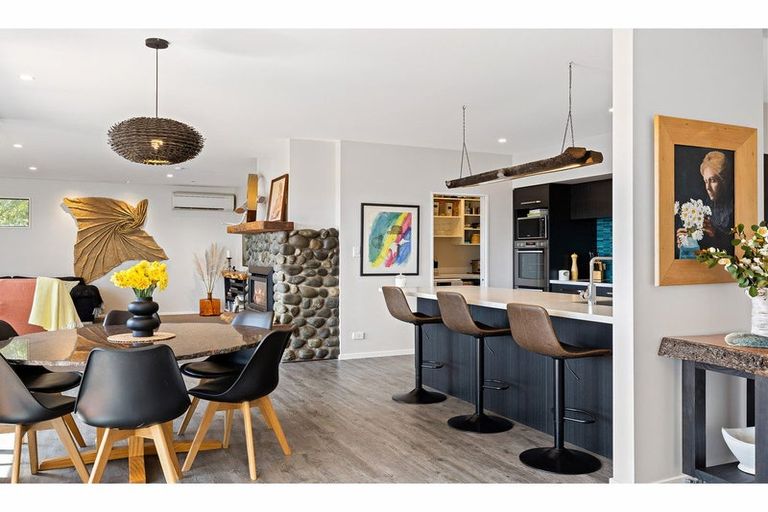 Photo of property in 44 Holiday Drive, Mairehau, Christchurch, 8052