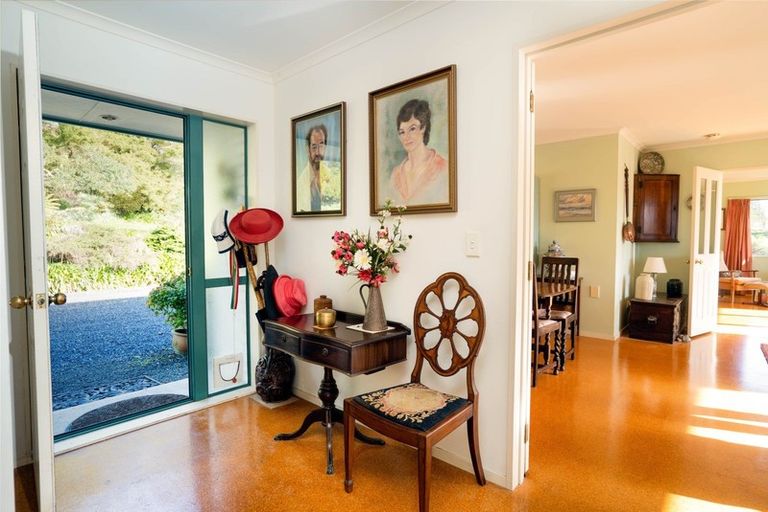 Photo of property in 398 Owhiwa Road, Parua Bay, Onerahi, 0192