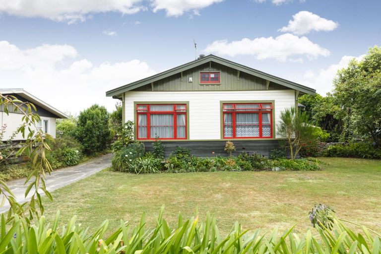 Photo of property in 44 Worcester Street, West End, Palmerston North, 4410