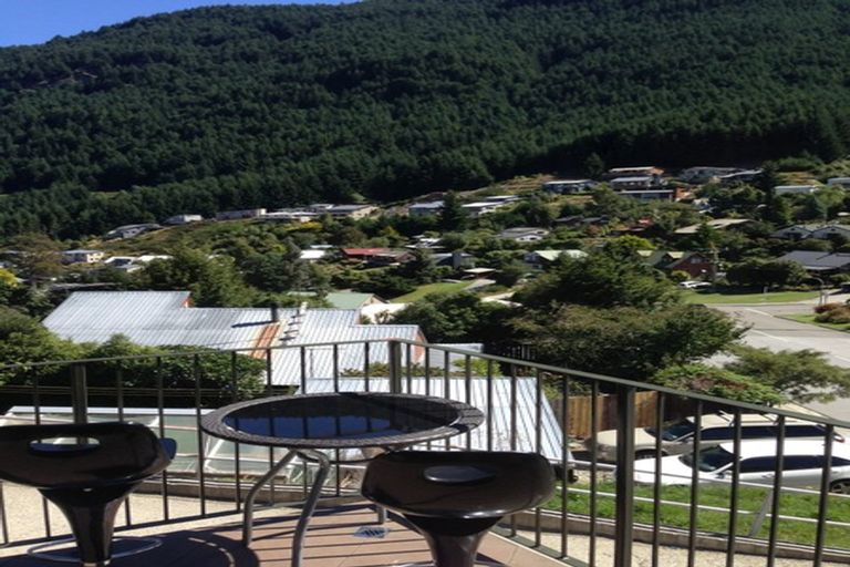Photo of property in 229a Fernhill Road, Sunshine Bay, Queenstown, 9300