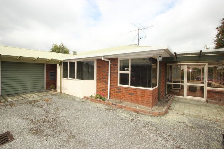 Photo of property in 84e Kitchener Street, Gore, 9710